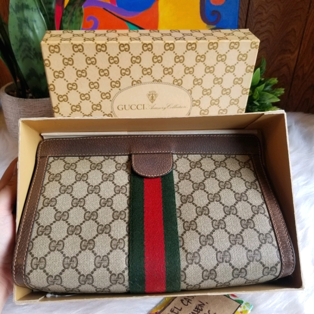 Vintage Gucci Clutch